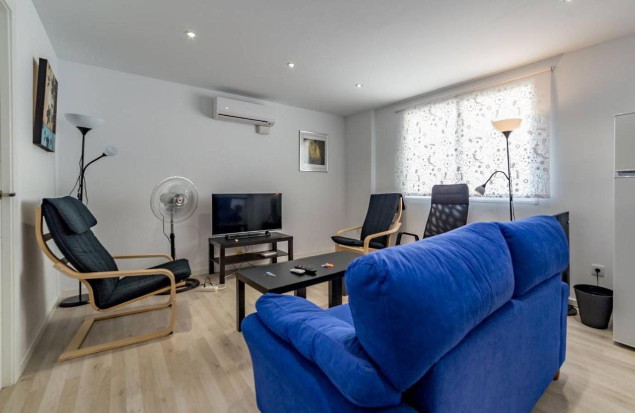 Malvarossa Apartment Near Beach Valencia Buitenkant foto